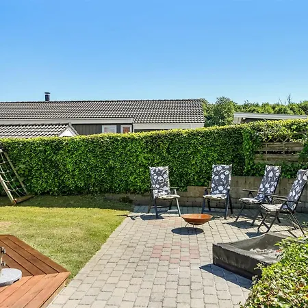 Сasa de vacaciones Hoghni - 300m From The Sea By Interhome Sjolund