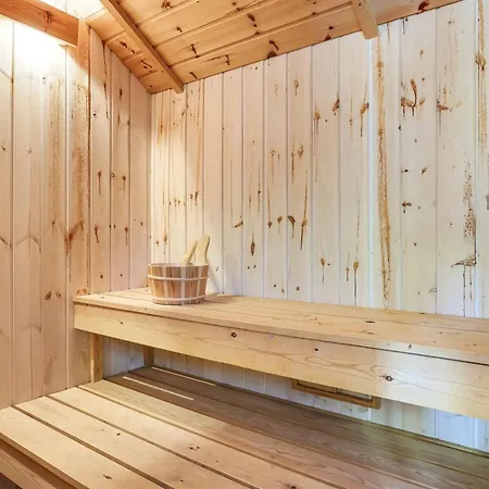 Semesterbostad Hoghni - 300m From The Sea By Interhome *