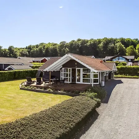 Semesterbostad Hoghni - 300m From The Sea By Interhome